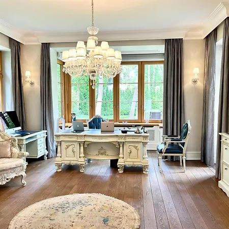 Stately In Warsaw Villa *