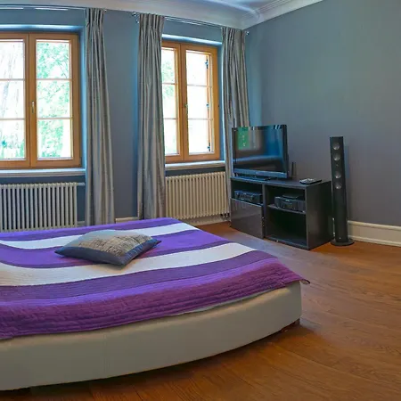 Stately In Warsaw Magdalenka