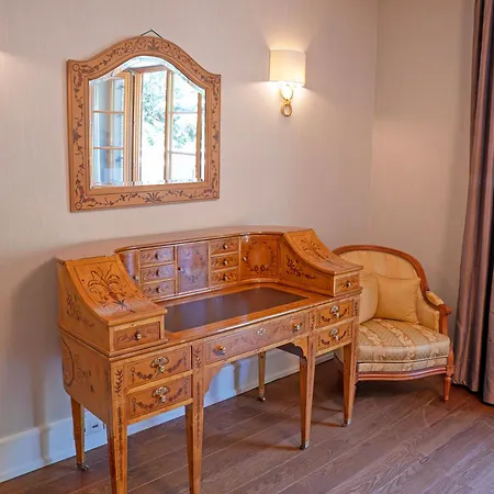 Stately In Warsaw Villa
