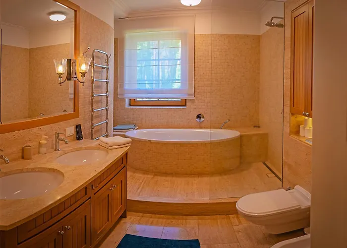 Stately In Warsaw * Magdalenka