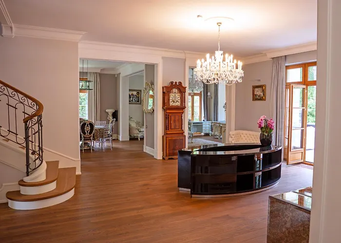 Stately In Warsaw Вилла Magdalenka