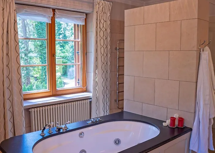 Stately In Warsaw Вилла Magdalenka